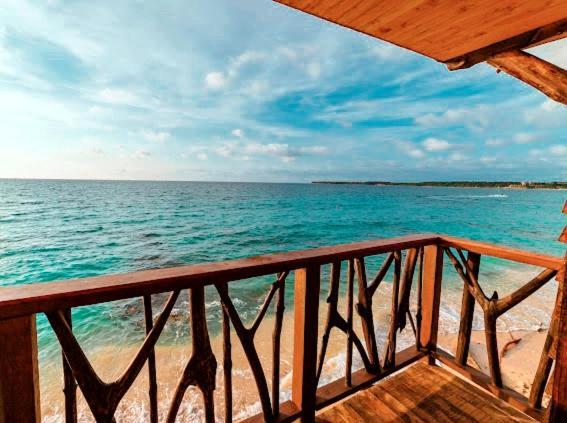 Hotel Prana Beach Pendales Esterno foto
