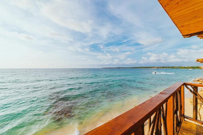 Hotel Prana Beach Pendales Esterno foto
